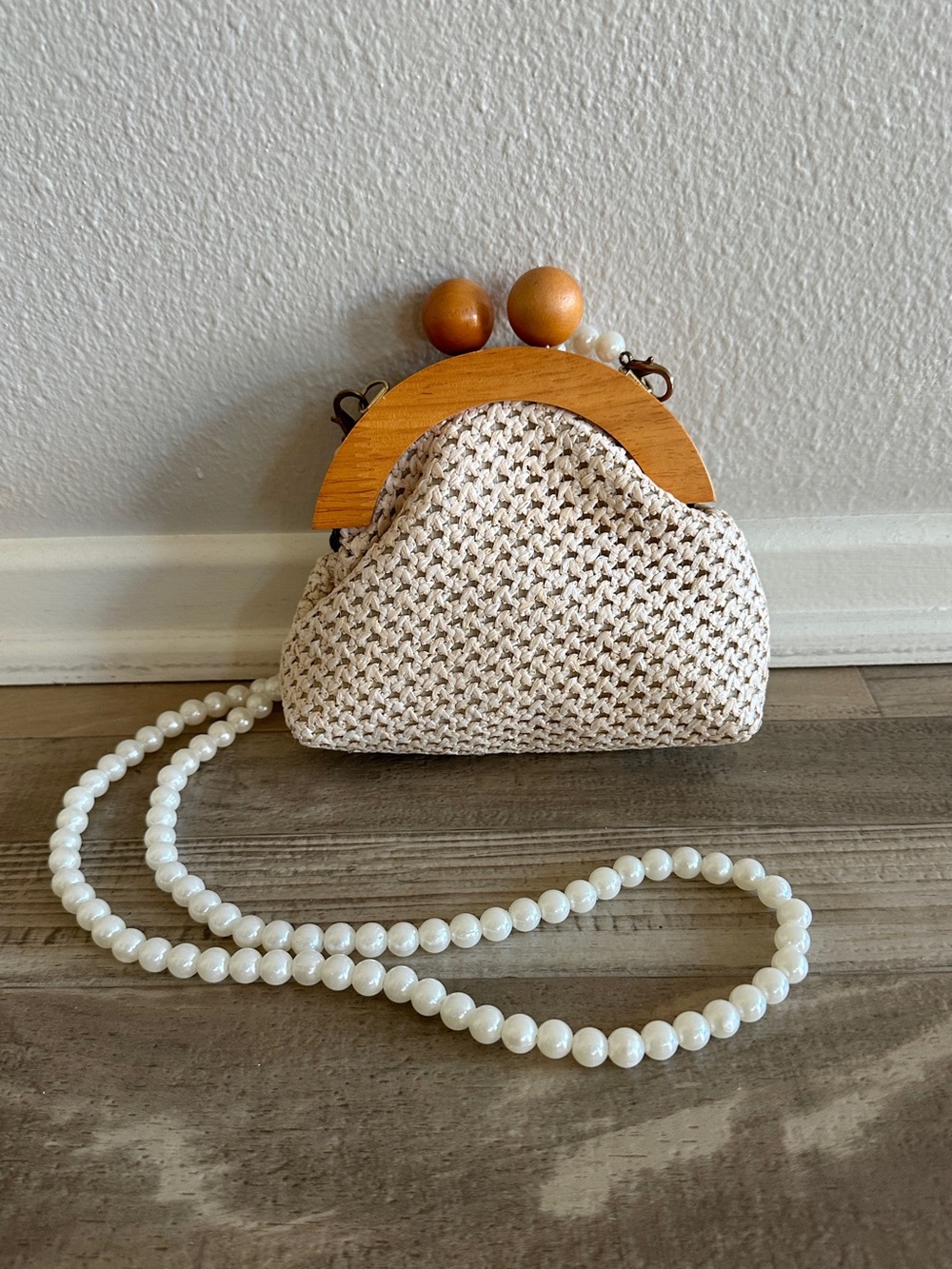 Anthropologie Lulla Collection Wood-frame Clutch Purse Beaded Pearl Strap